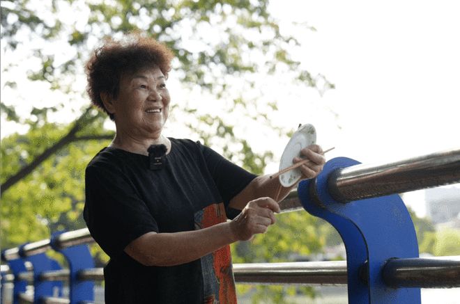 真功夫丨“碟舞”化茧路，何日可成蝶？