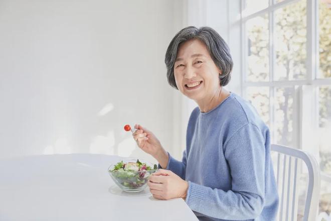 白内障手术选晶体，别让价格决定你的清晰世界