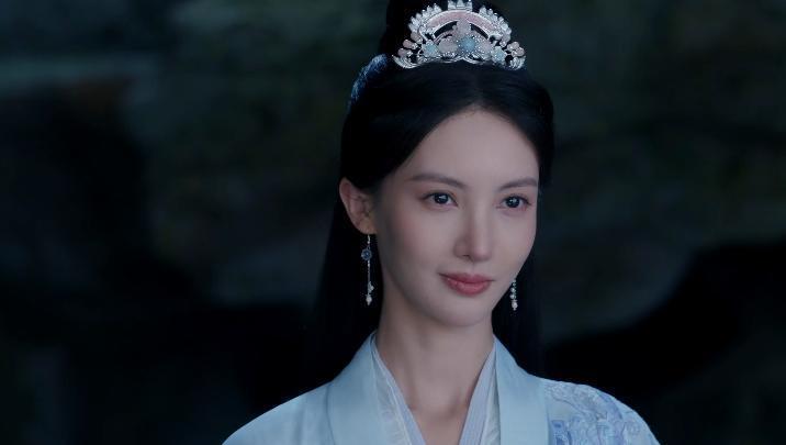 明明同一人，演完《唐朝诡事录》演《凡人修仙传》，换妆容没认出