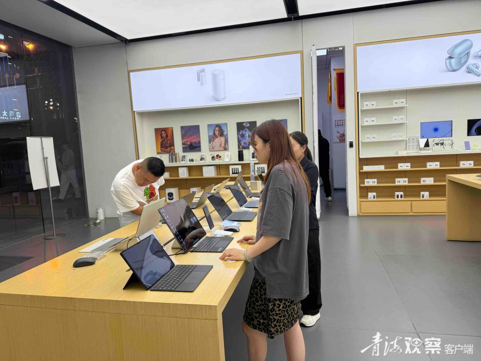 坚定信心 实干争先｜政策搭台激活市场潜能 多元创新点燃消费引擎