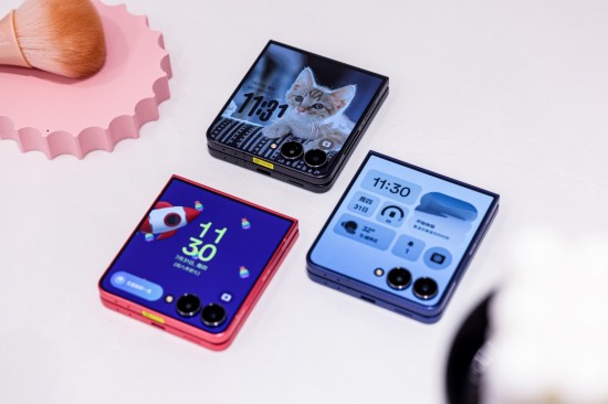 兼顾纤薄、耐用与可持续 Galaxy Z Flip7展现三星卓越的产品设计能力