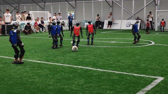 机器人运动会成国际交流盛会，97家境外媒体报名关注