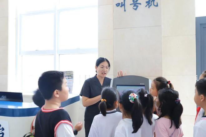 新体验！红桥青少年“角色扮演”→