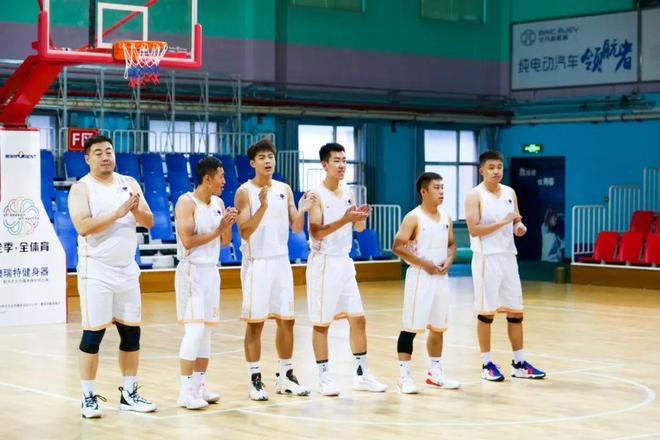 篮球联赛：双方战至81：89 琳龙俱乐部胜利