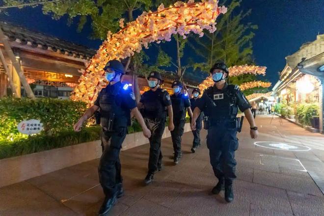 出动警力1.5万余人！第二轮夏夜治安巡查统一行动