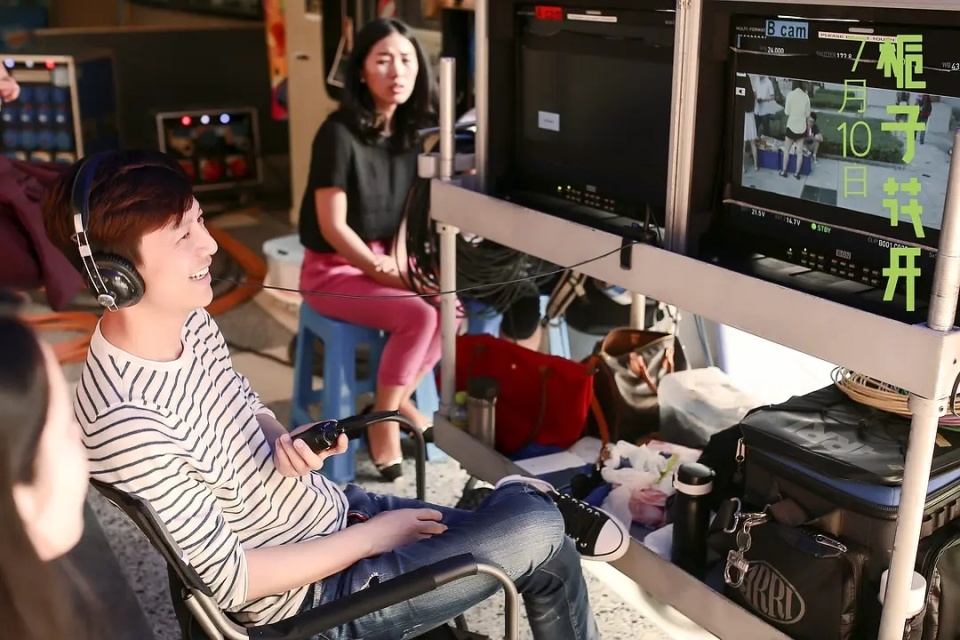 为宣传电影挨骂上热搜，首映日票房却仅71万，李玉刚后悔当导演吗？