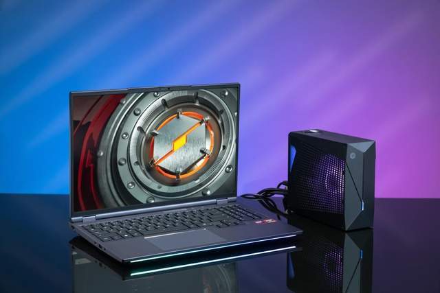 锐龙9 9955HX3D + RTX 5090“千帧”游戏神器 机械革命苍龙16 Ultra旗舰电竞游戏本测评