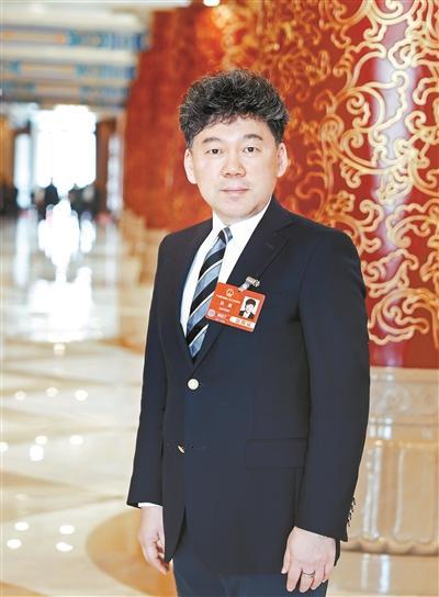 推动北京建设青年发展型城市